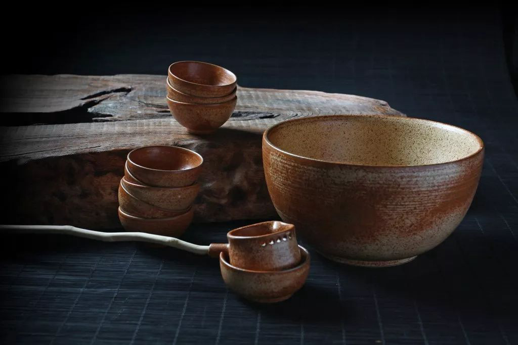 大茶碗：食罷一覺睡，起來兩碗茶。(圖1)